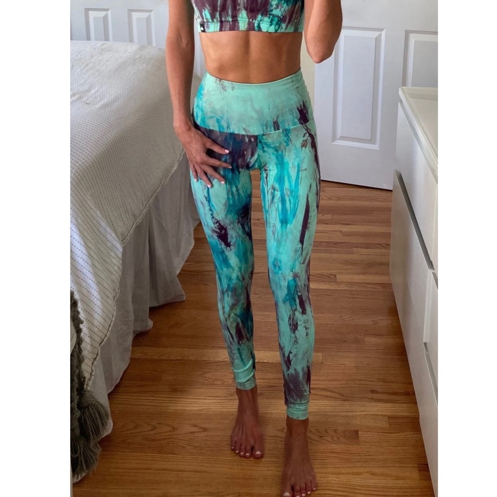 Booty by Brabants marble slim fit açaí leggings